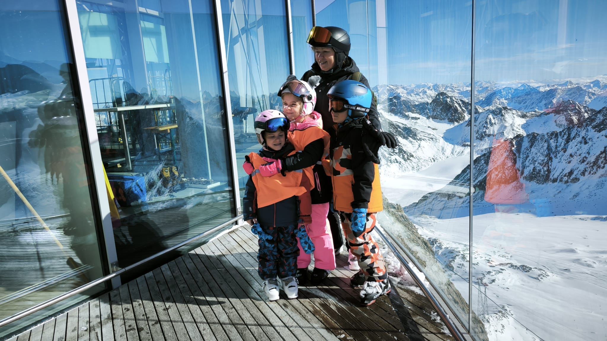 WhatsApp Image 2025-11-04 at 08.45.14 (1)